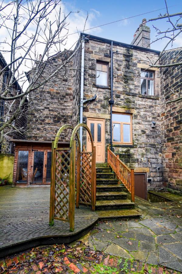 Spacious Victorian Townhouse Near Hcc With Off Street Parking Harrogate Exterior foto
